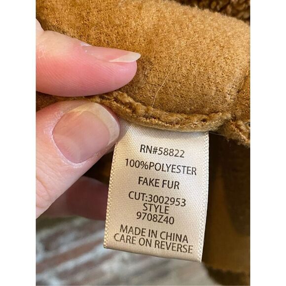 Max Studio Camel Brown Teddy Sherpa Shawl Wrap Vest Women’s SZ L - Picture 2 of 7